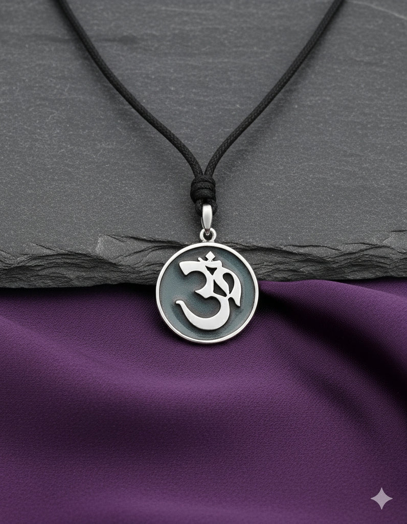 Fashionable Om Ohm Silver Pewter Charm Necklace Pendant Jewelry With Cotton Cord