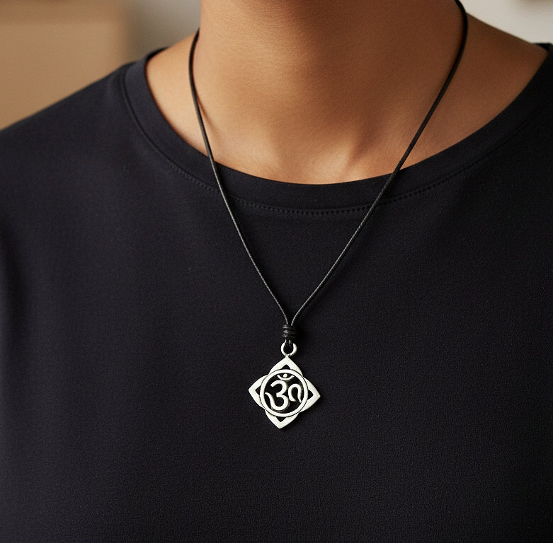 Trendy Hindu Word Om Ohm 92.5 Sterling Silver Pewter Brass Necklace Pendant Jewelry