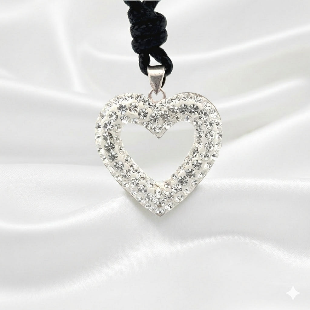 Lovely White Heart 95.2 Sterling Silver Charm Necklace Pendant Jewelry