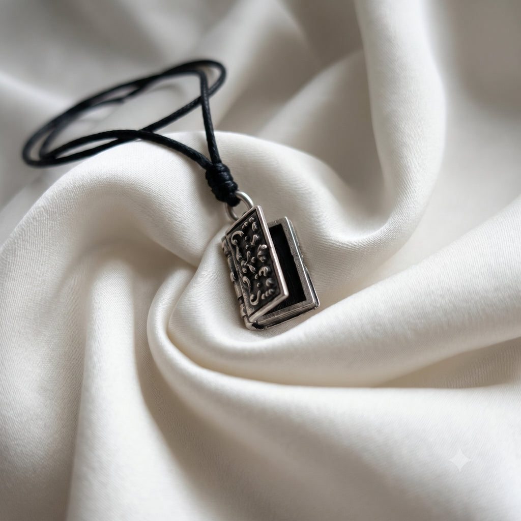 Handcrafted Lockets Ornate Heart Oval, triangle Design, Openable Keepsake 92.5 Sterling Silver Necklace Pendant Jewelry