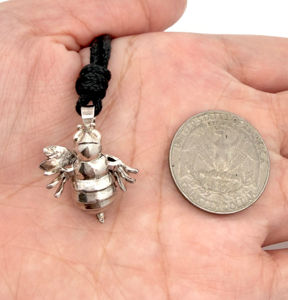 Cute Bee 92.5 Sterling Silver Charm Pendant Jewelry