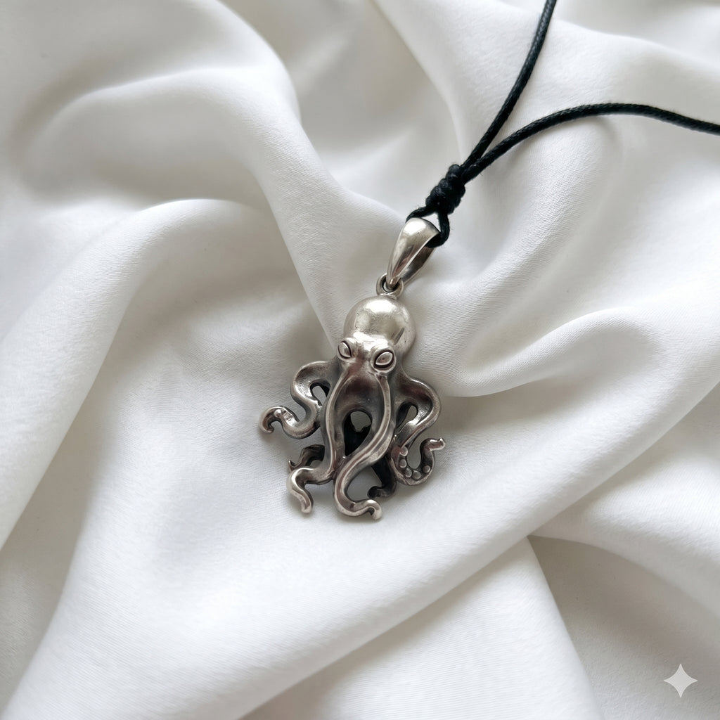 Sea Octopus 92.5 Sterling Silver Charm Necklace Pendant Jewelry