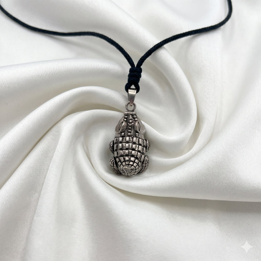 Mini Alligator 92.5 Sterling Silver Necklace Pendant Jewelry