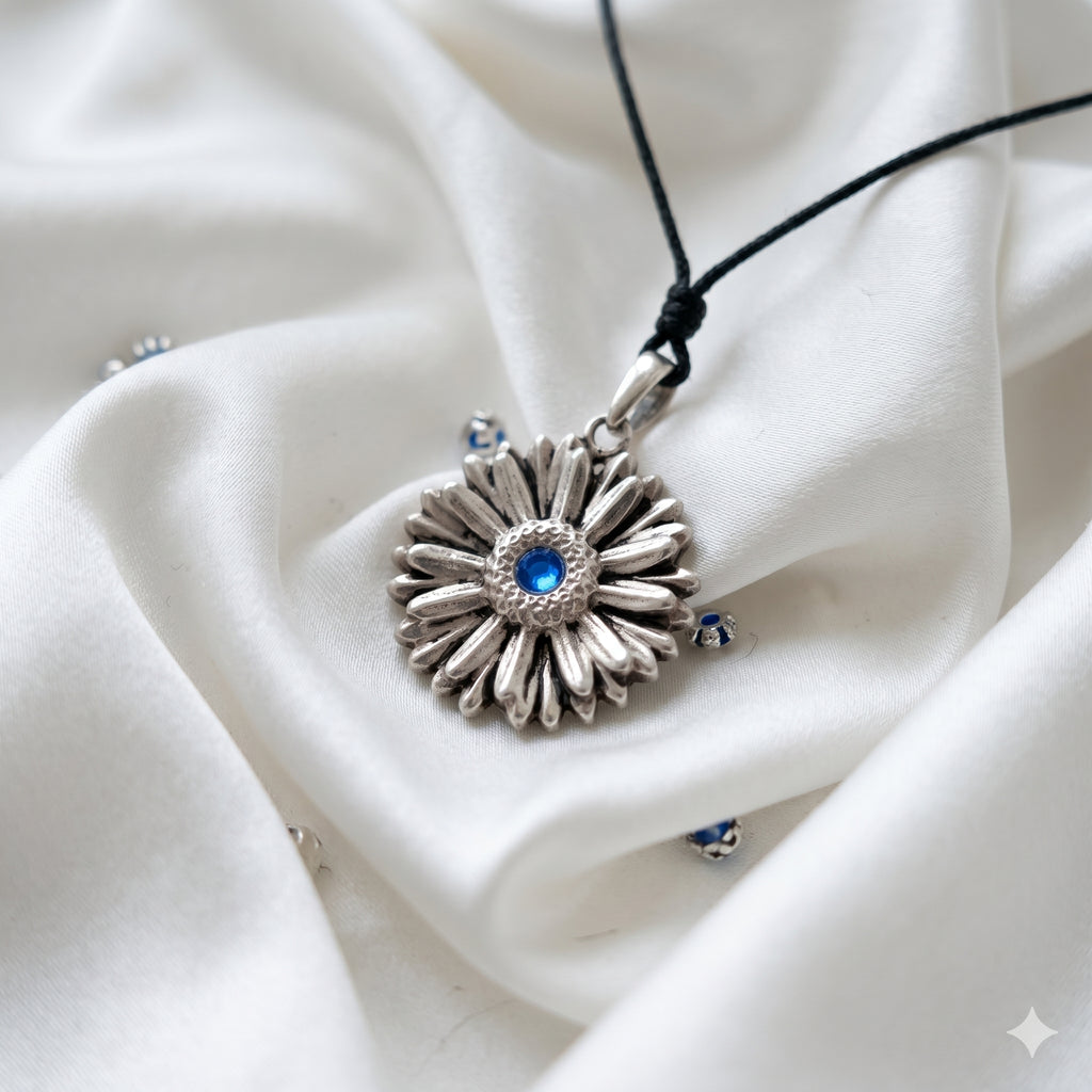 Daisy Flower 92.5 Sterling Silver Brass Charm Necklace Pendant Jewelry