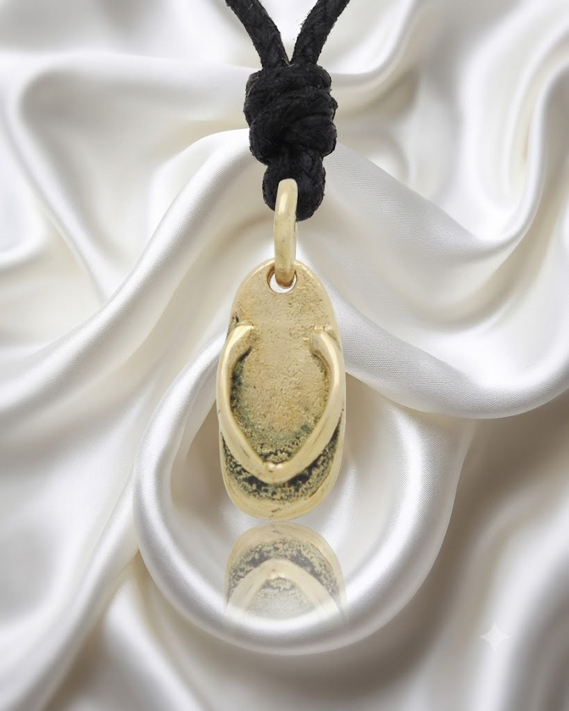 Lovely Sandal Shoes Beach 92.5 Sterling Silver Brass Necklace Pendant Jewelry