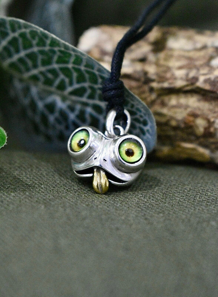 Lucky Gift Cute Cartoon Frog Green Eyes Pendant 92.5 Sterling Silver Pendant Necklace