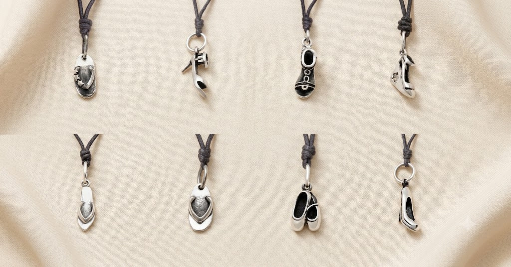 Lovely Sandal Shoes Beach 92.5 Sterling Silver Brass Necklace Pendant Jewelry