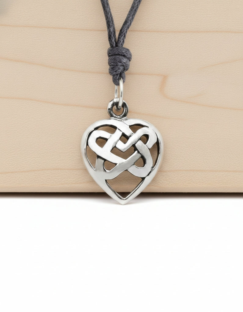 Handmade Celtic Heart Knot Silver Pewter Silver Charm Necklace Pendant Jewelry