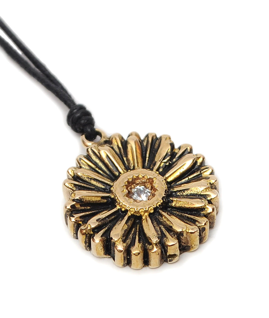 Daisy Flower 92.5 Sterling Silver  Brass Charm Necklace Pendant Jewelry